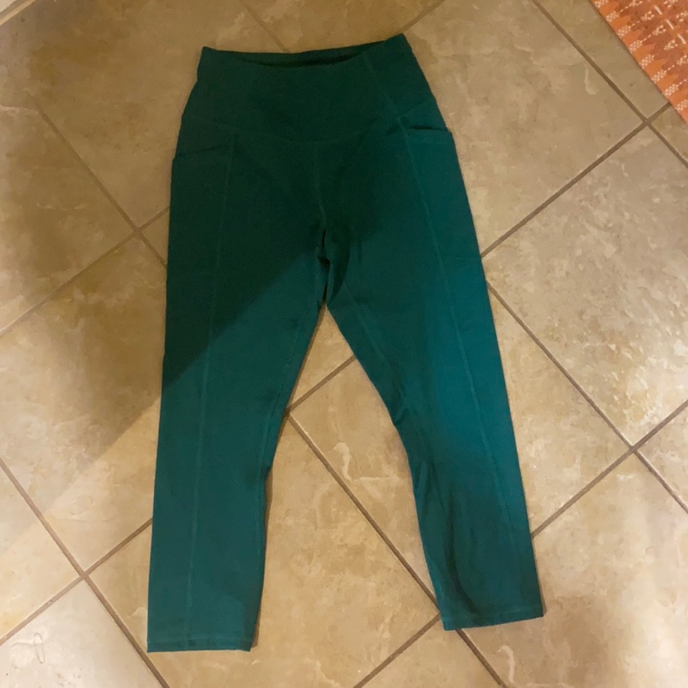 Cropped Leggings - Picture 4 of 7